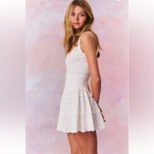 NWT! LoveShackFancy white Ronelle Dress size XS , brand new, sweater dress mater